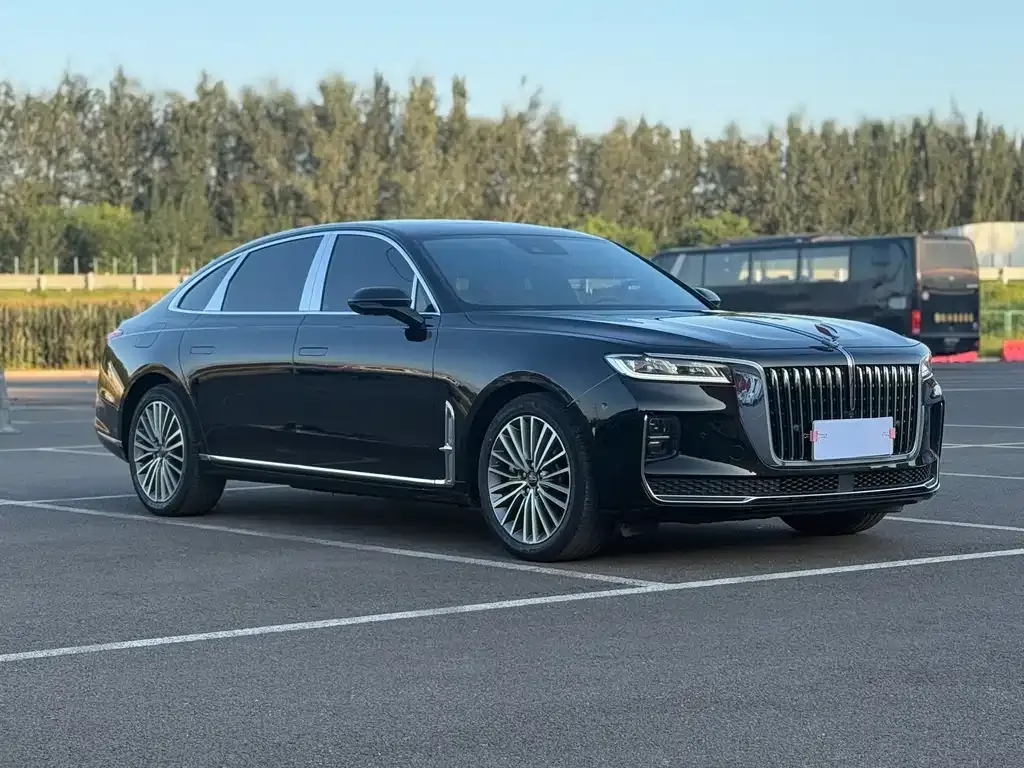 Hongqi H9 — фото 3