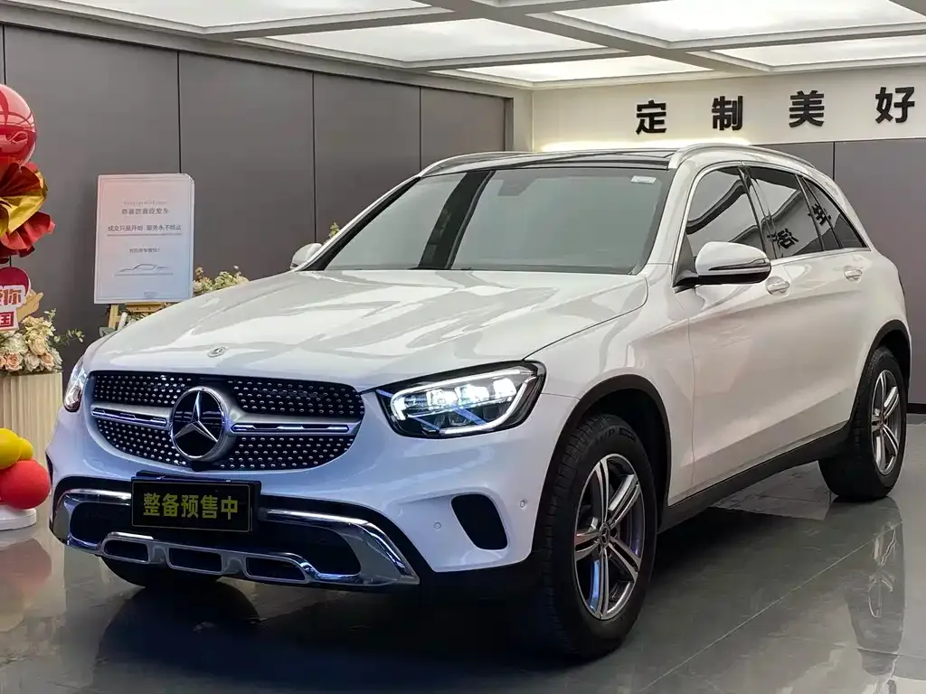 Mercedes-Benz GLC — фото 1