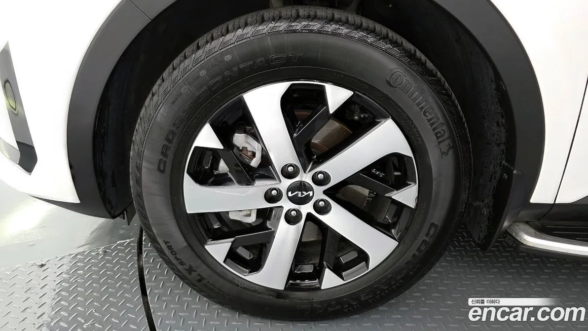 Kia Sorento — фото 5