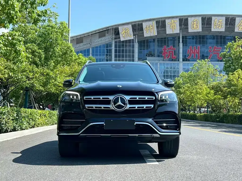 Mercedes-Benz GLS — фото 1