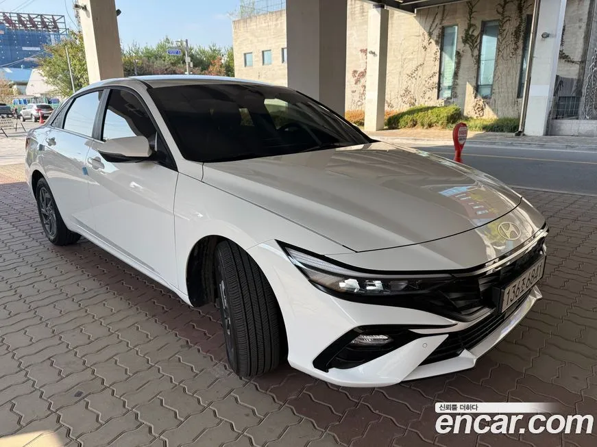 Hyundai AVANTE — фото 3