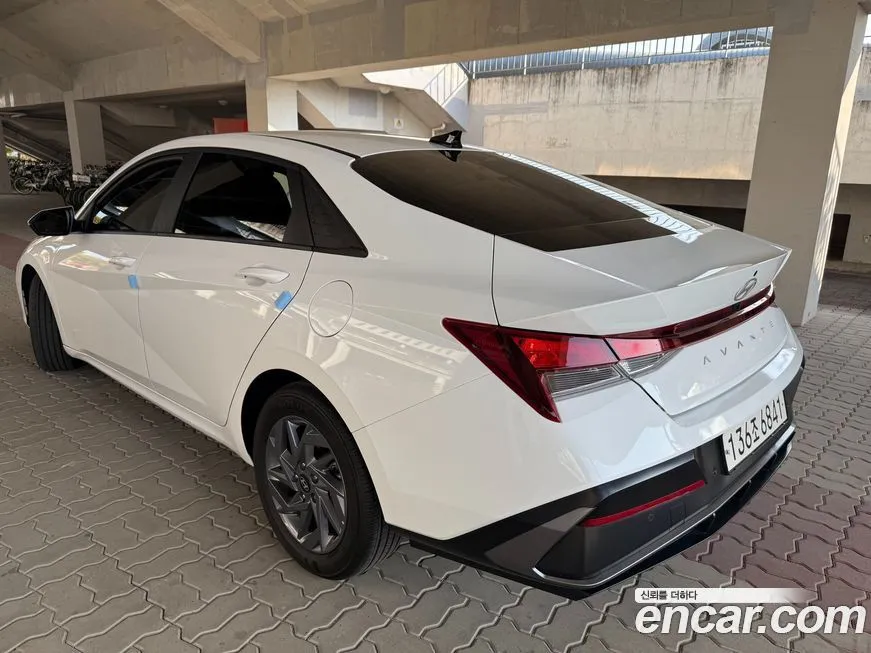 Hyundai AVANTE — фото 6