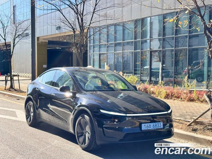 Tesla Model Y — фото 2