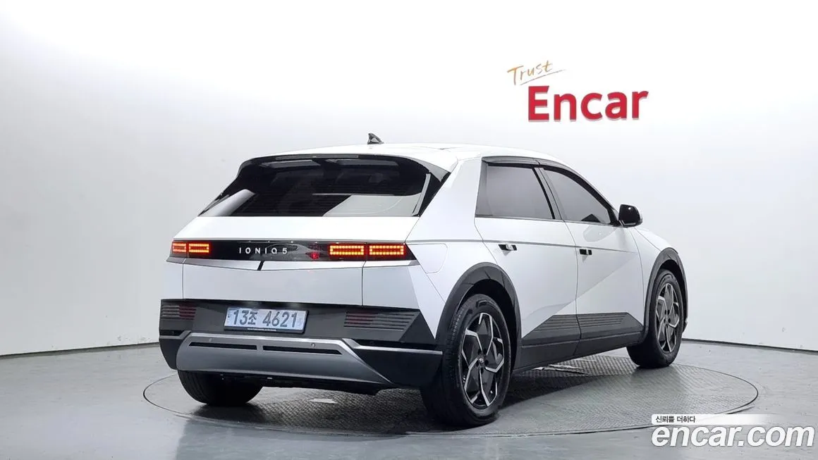 Hyundai Ioniq5 — фото 2