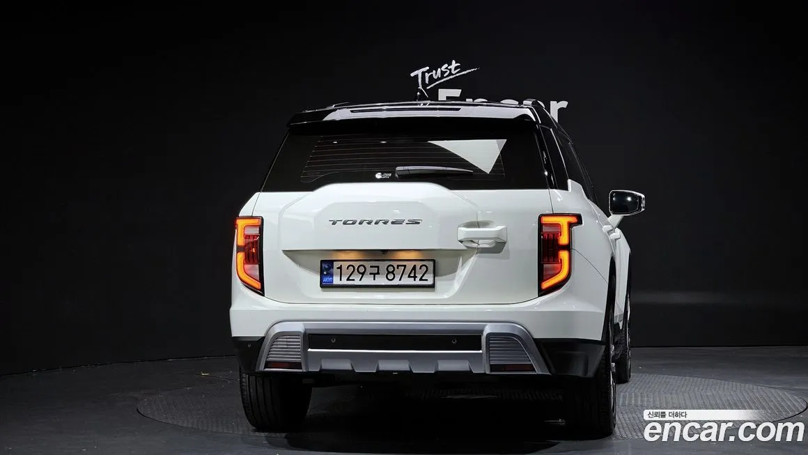 KG Mobility (Ssangyong) Torres — фото 4