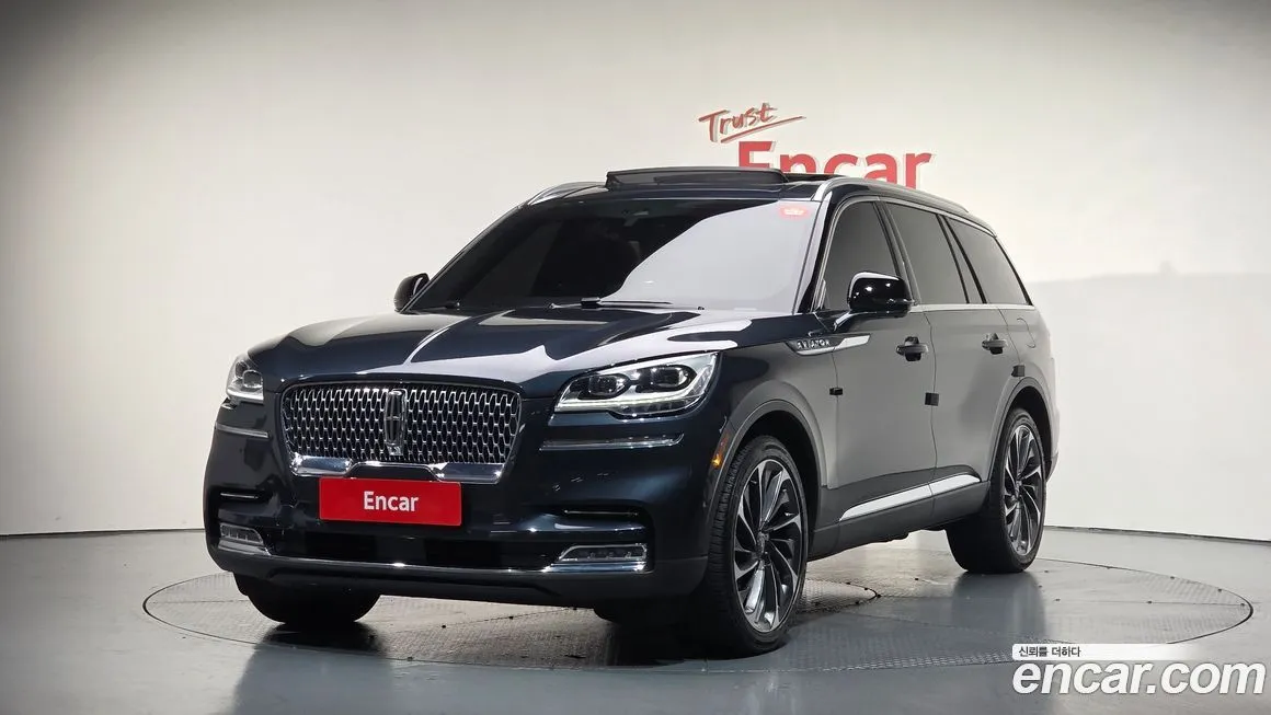 Lincoln Aviator — фото 1