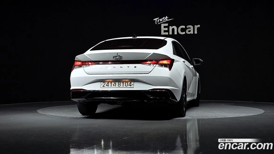 Hyundai AVANTE — фото 4