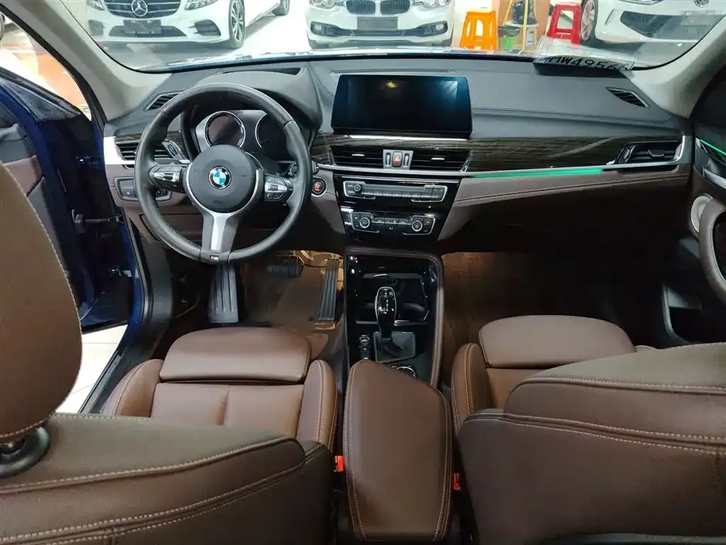 BMW X1 — фото 10
