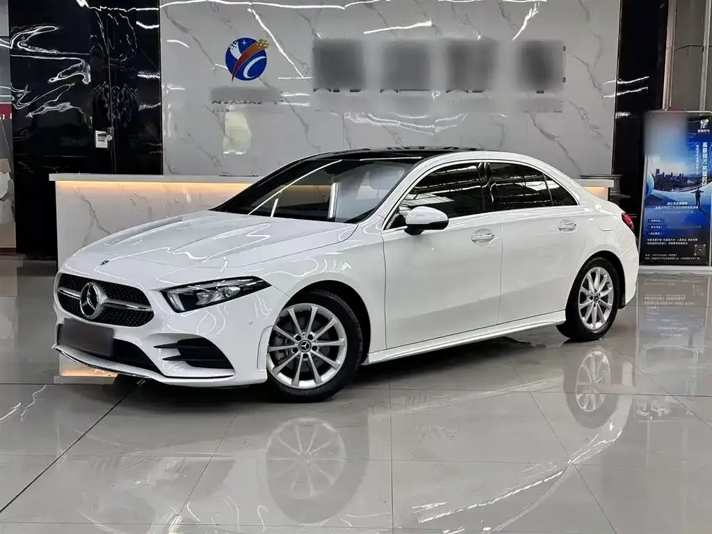 Mercedes-Benz A-Class — фото 1