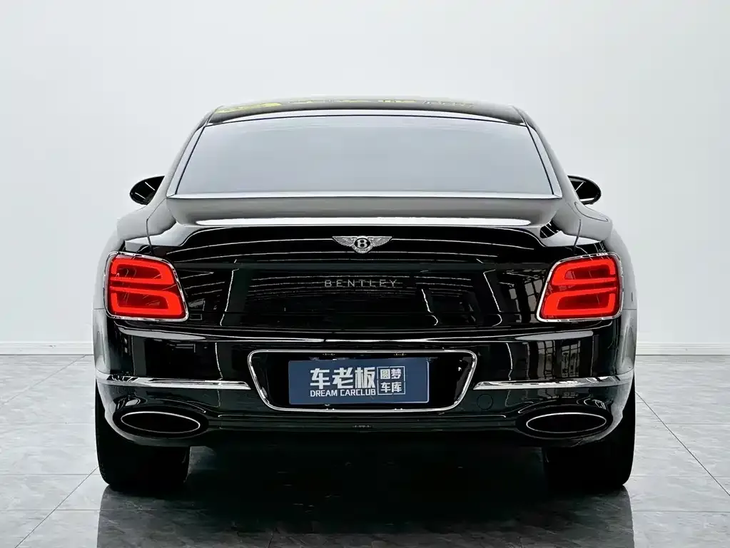 Bentley Flying Spur — фото 5