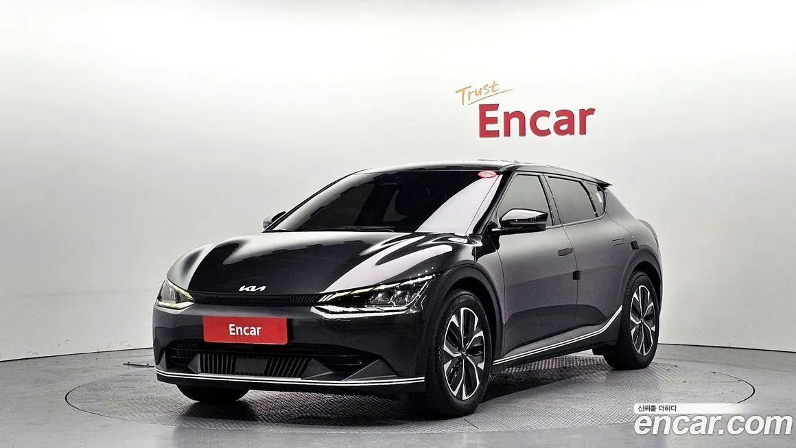 Kia EV6 — фото 1