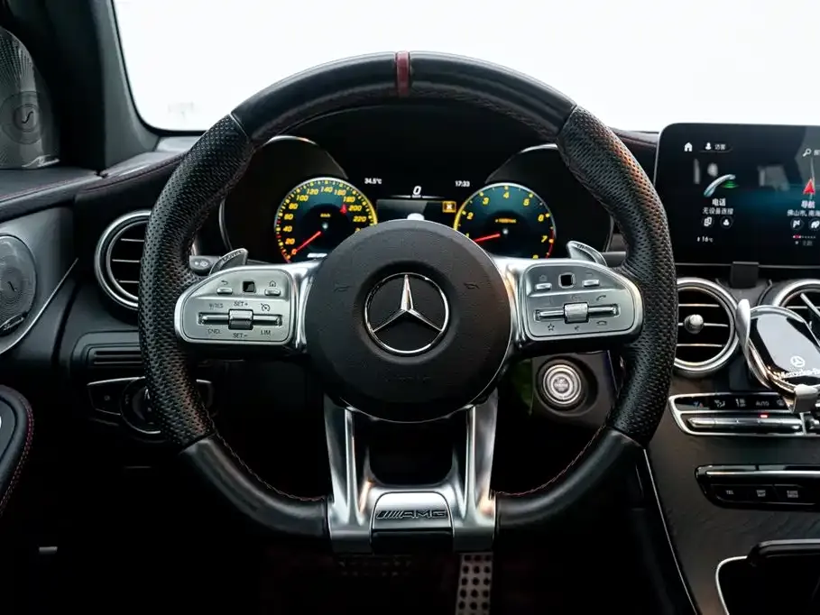Mercedes-Benz GLC AMG — фото 8