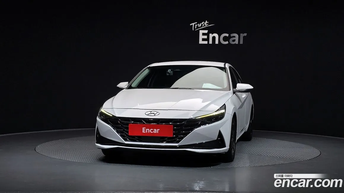 Hyundai AVANTE — фото 3