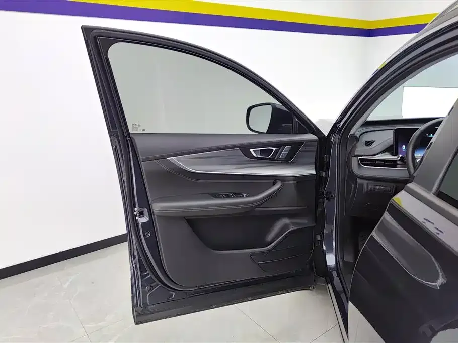 Chery Tiggo 8 PLUS — фото 7