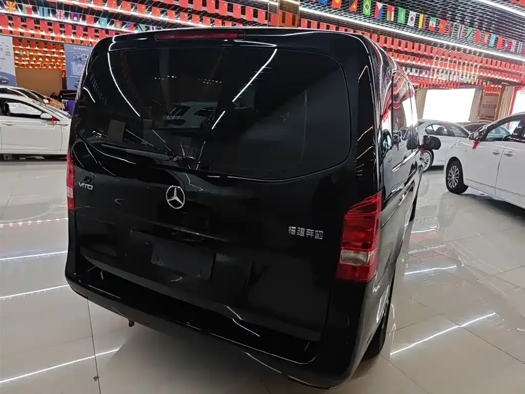 Mercedes-Benz Vito — фото 7