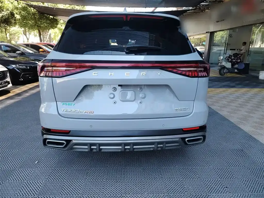 Chery Tiggo 8 PRO NEV — фото 6