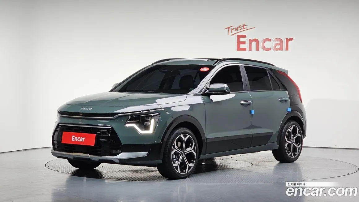 Kia Niro — фото 1