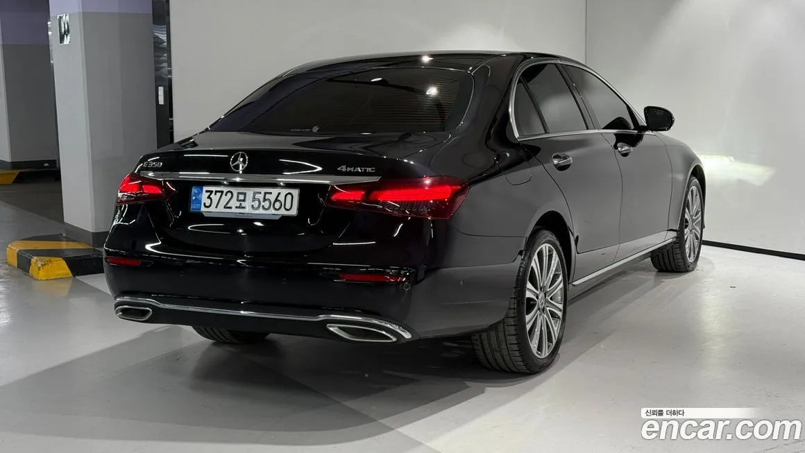 Mercedes-Benz E-Class — фото 4