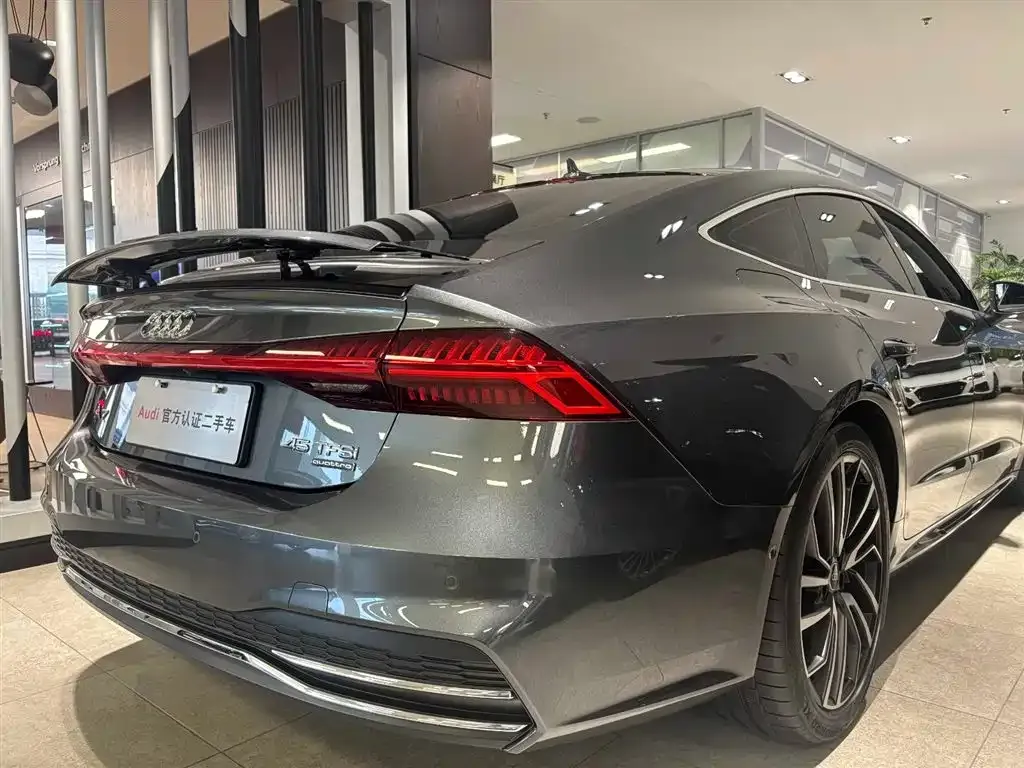 Audi A7 — фото 5