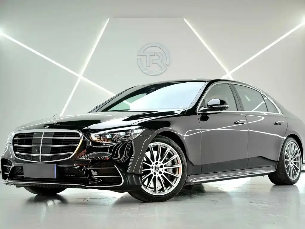 Mercedes-Benz S-Class — фото 1