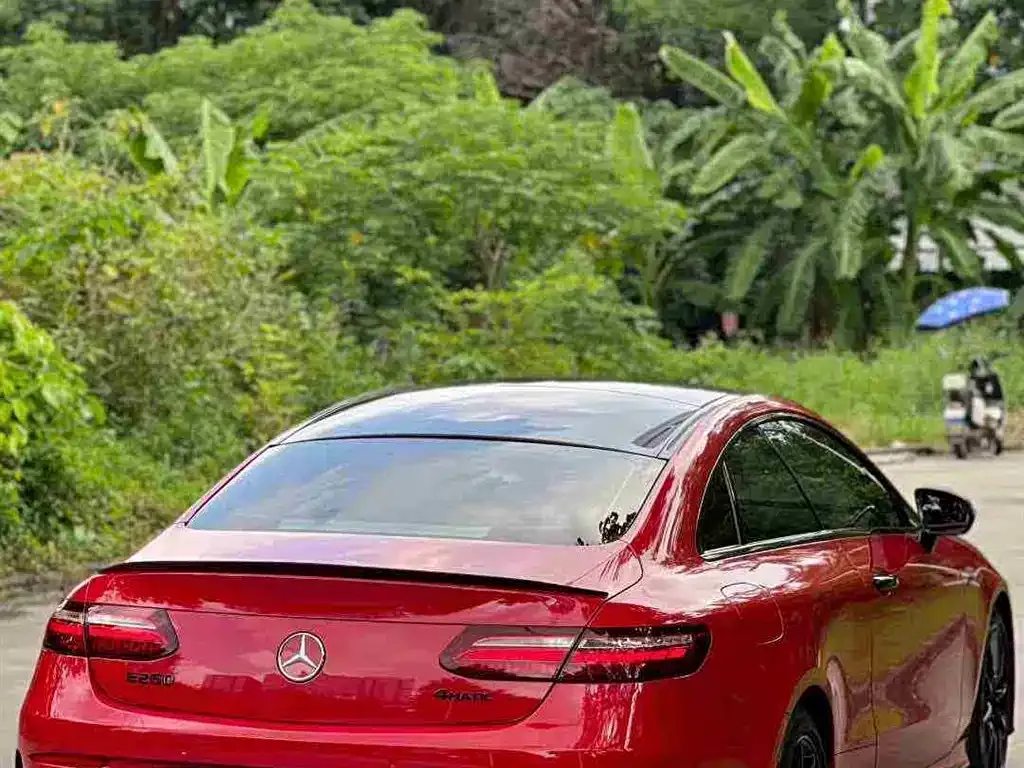 Mercedes-Benz E-Class (Import) — фото 4