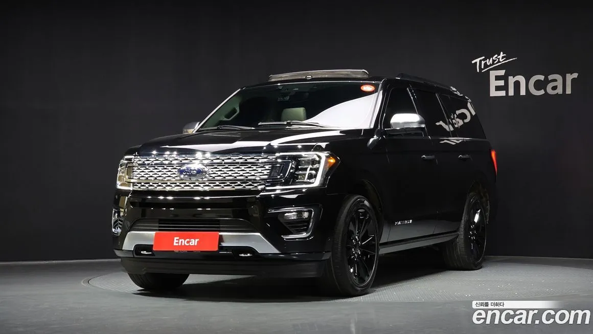 Ford Expedition — фото 1