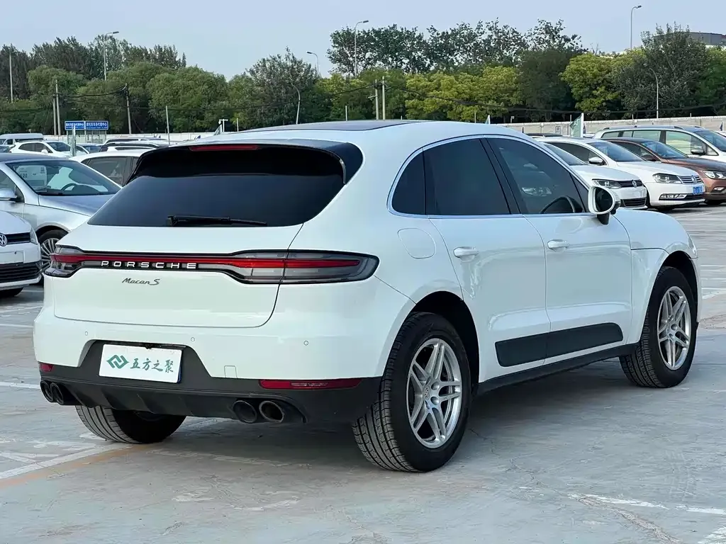 Porsche Macan — фото 4