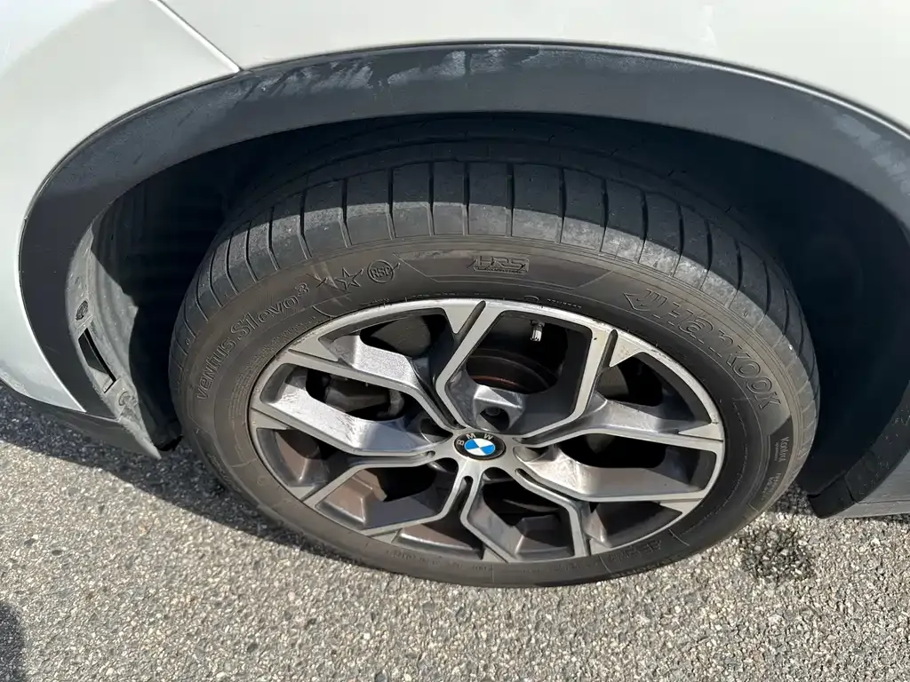 BMW X1 — фото 10