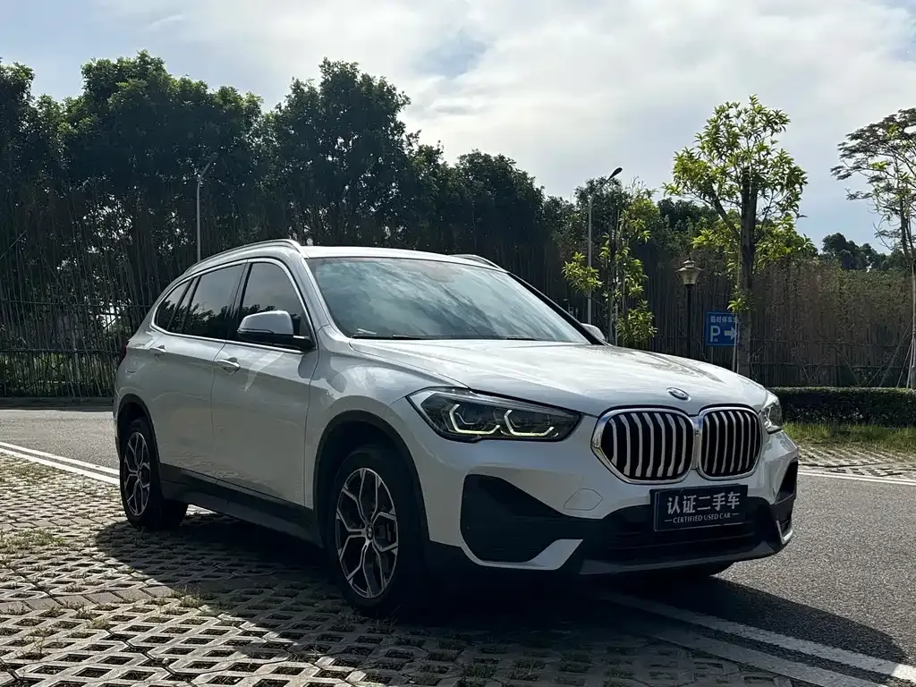 BMW X1 — фото 3