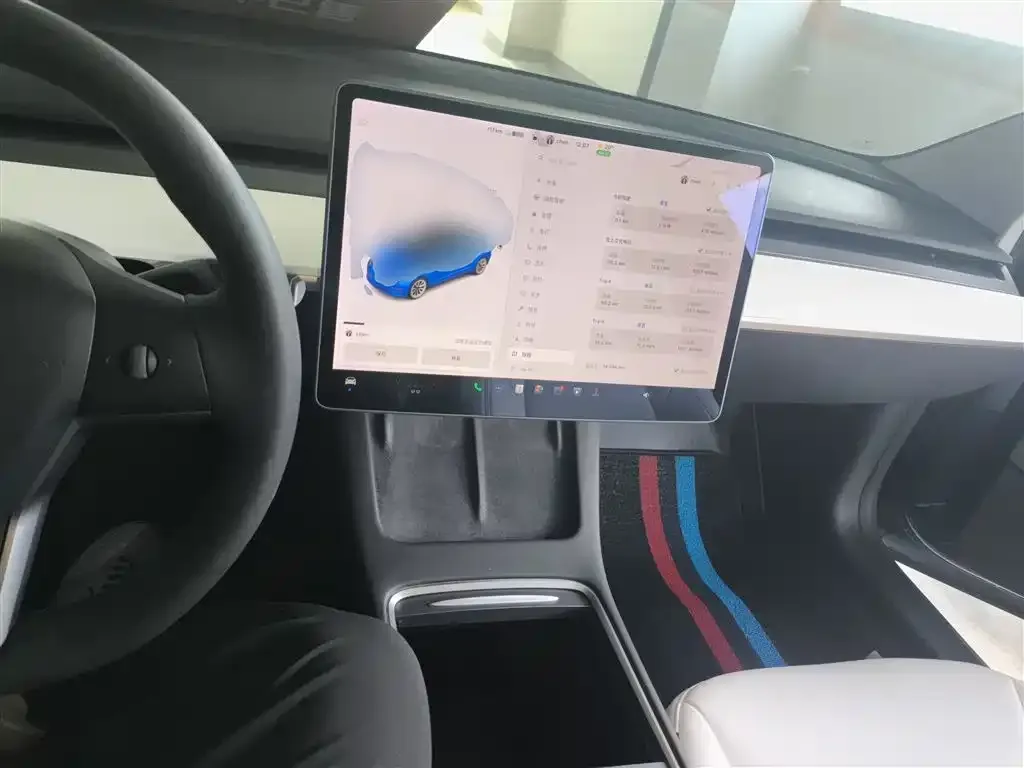 Tesla Model 3 — фото 10