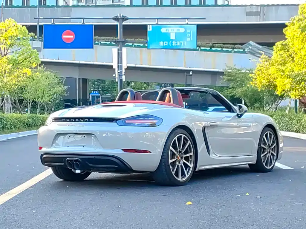 Porsche 718 — фото 10