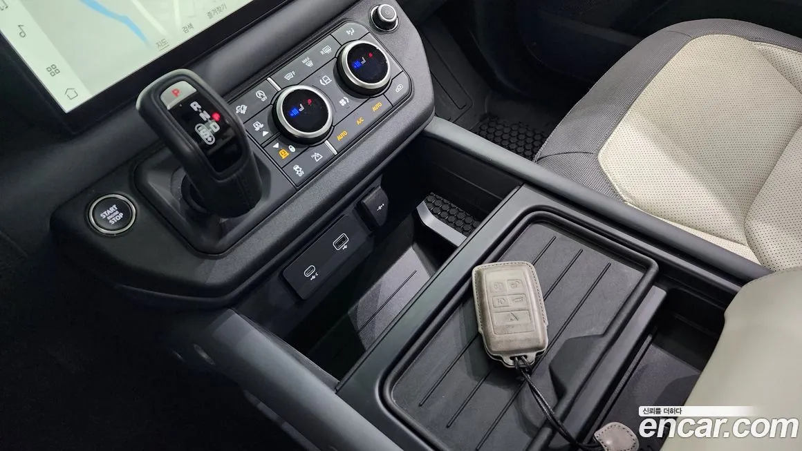 Land Rover Defender — фото 9