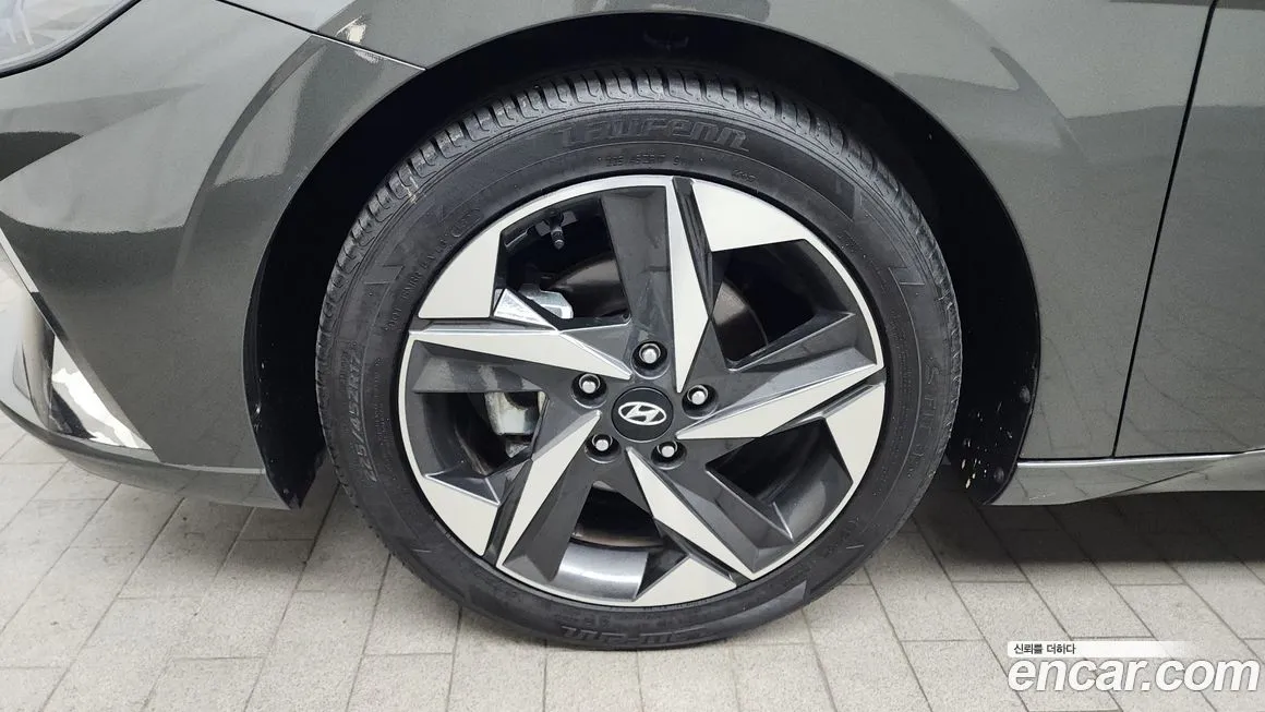 Hyundai AVANTE — фото 5
