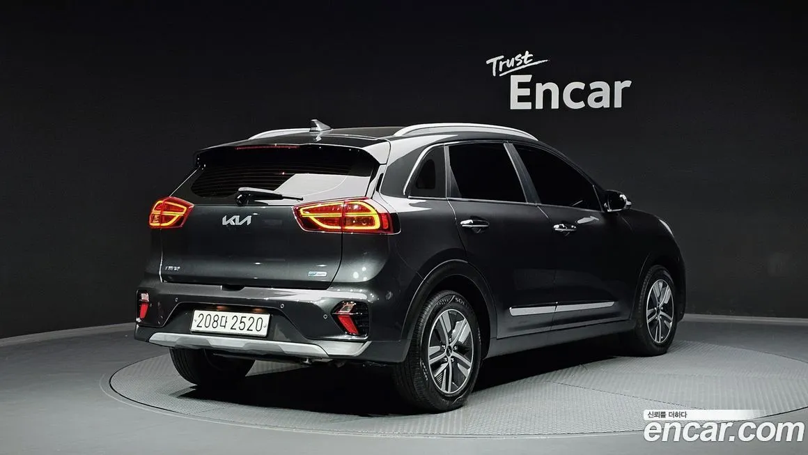 Kia Niro — фото 2