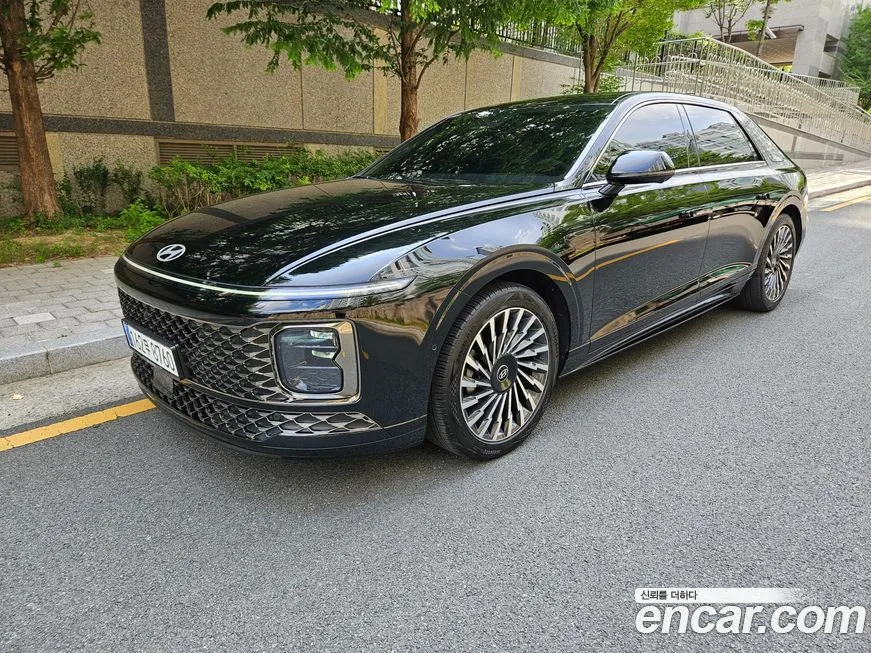 Hyundai Grandeur — фото 1