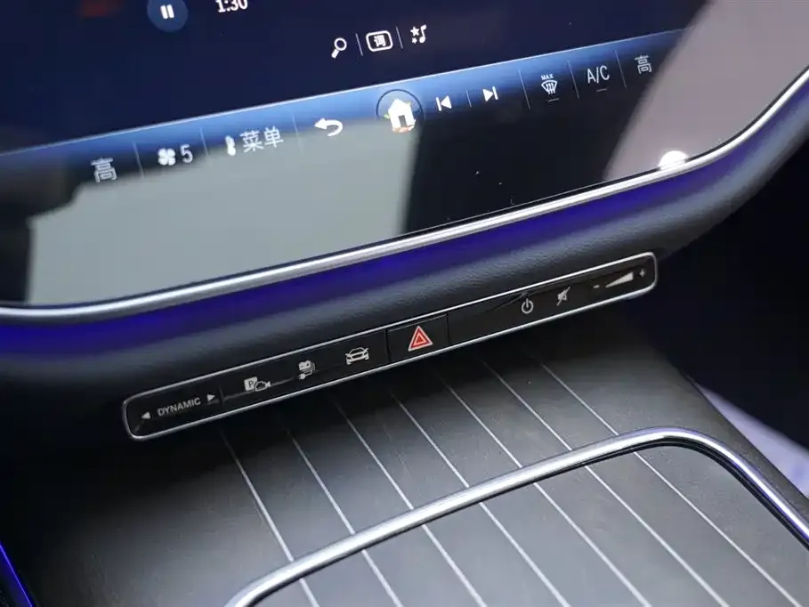 Mercedes-Benz E-Class New Energy — фото 9