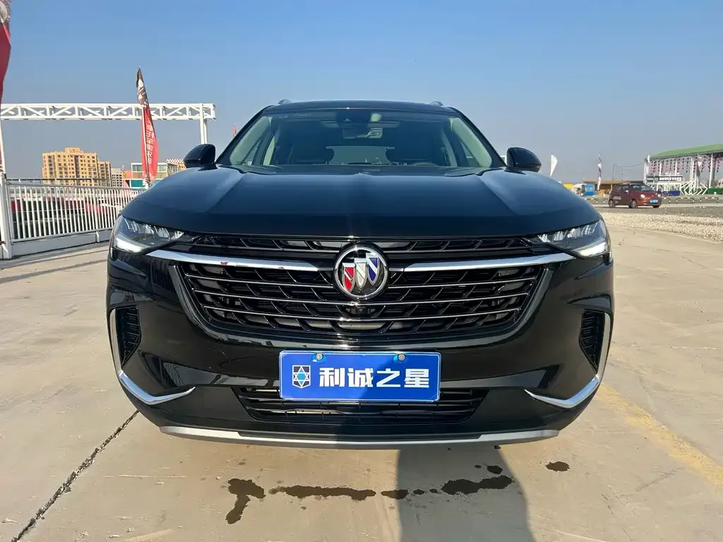 Buick Envision Plus — фото 1
