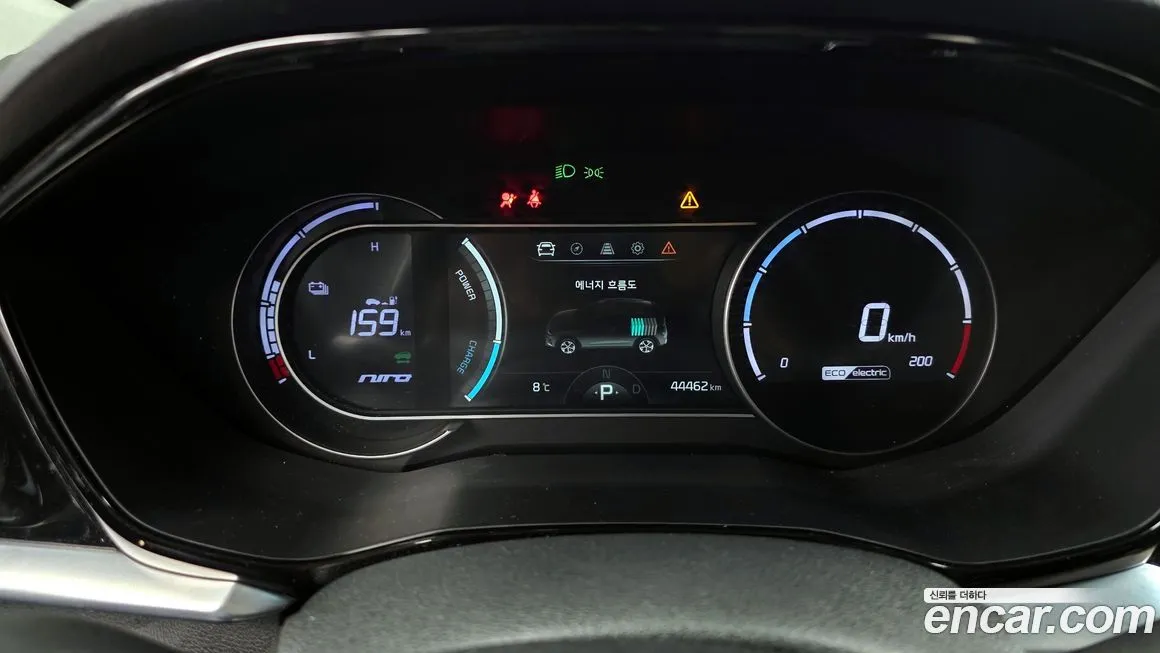 Kia Niro — фото 8