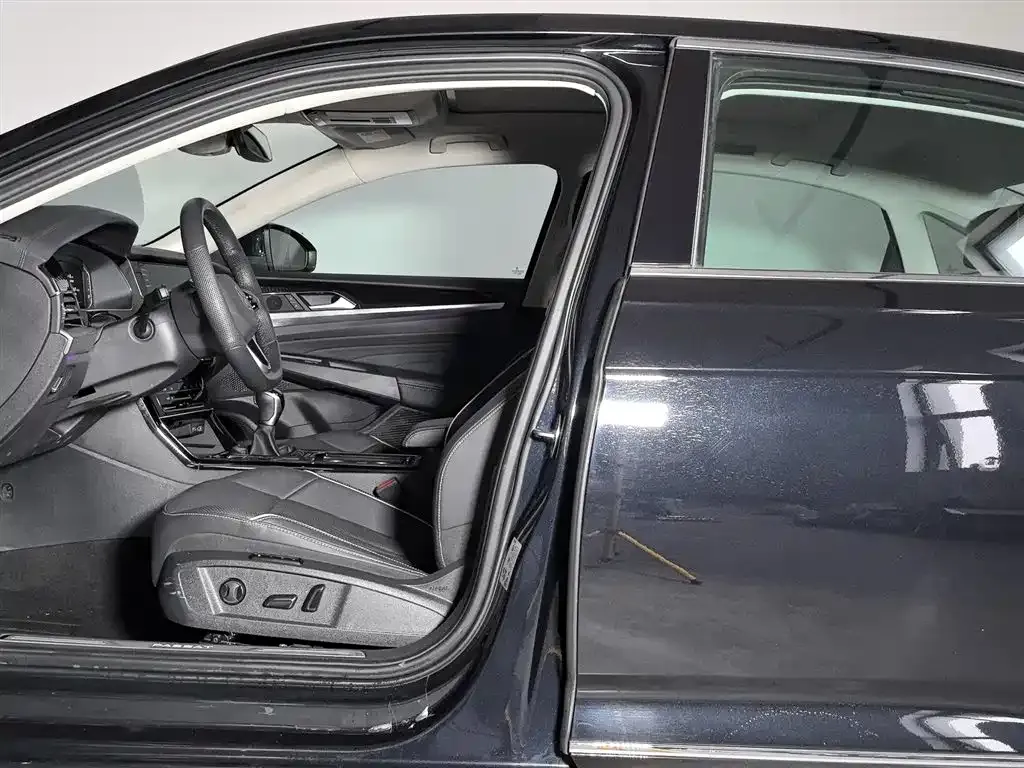 Volkswagen Passat — фото 10