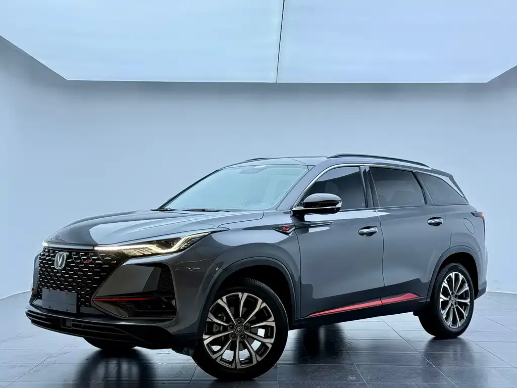 Changan CS75 PLUS — фото 1