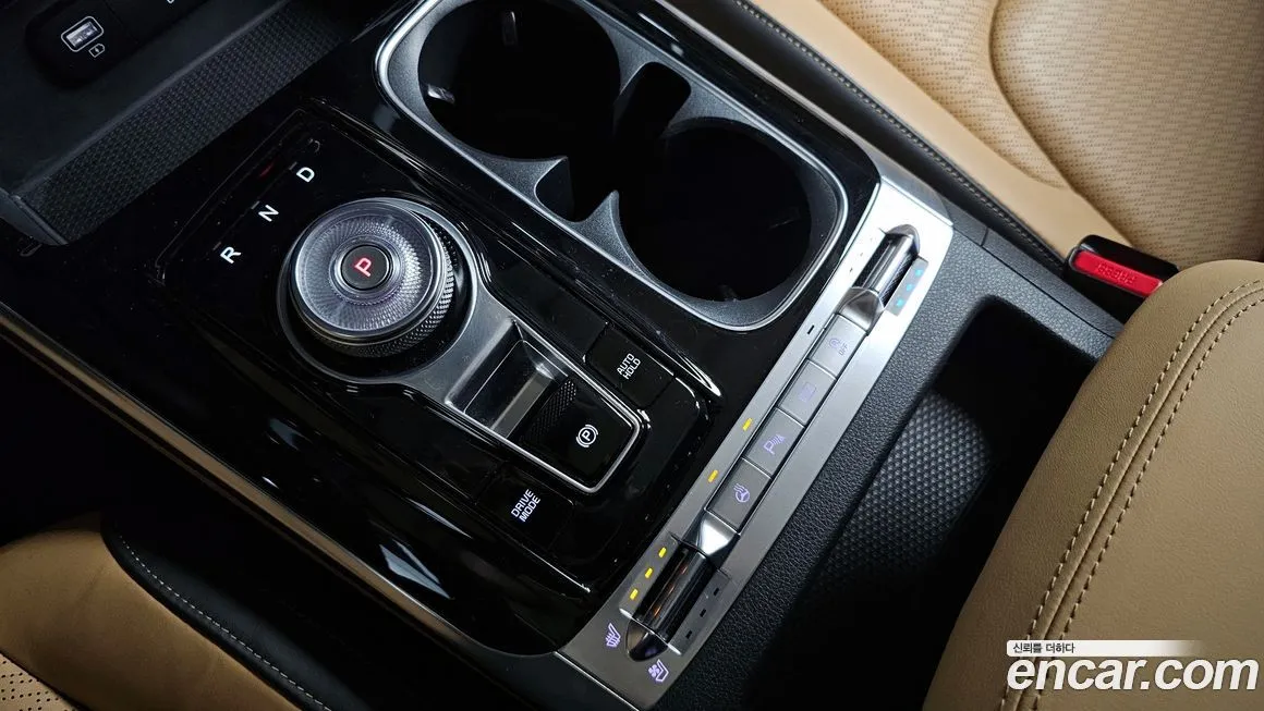Kia Carnival — фото 9