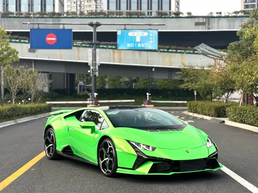 Lamborghini Huracan — фото 3