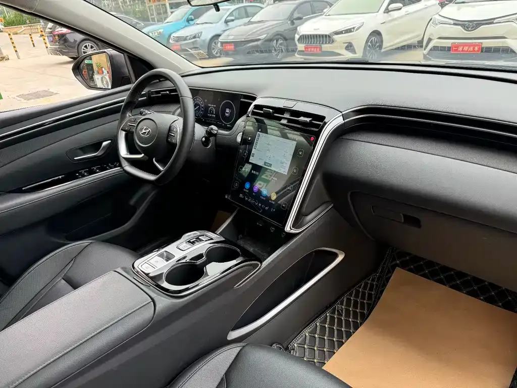 Hyundai Tucson — фото 8
