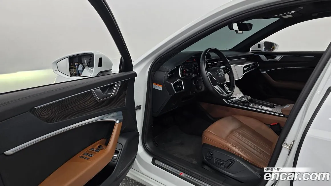 Audi A6 — фото 10
