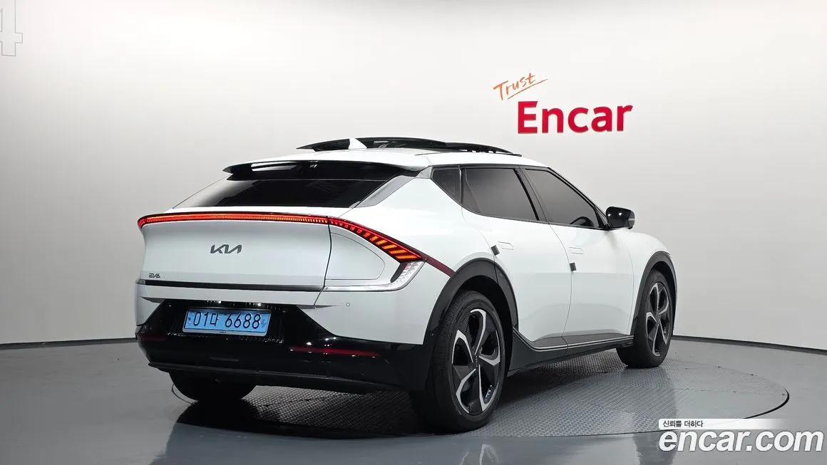 Kia EV6 — фото 2