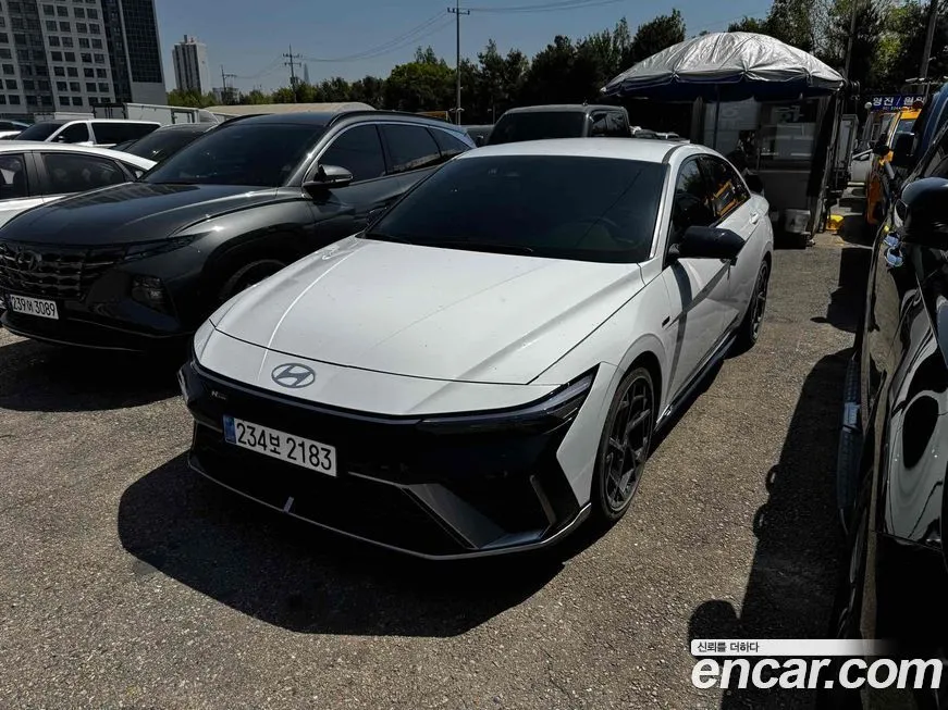 Hyundai AVANTE — фото 1