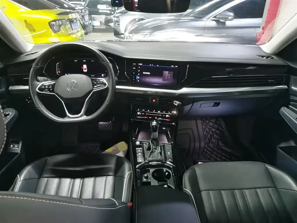 Volkswagen Passat New Energy — фото 10
