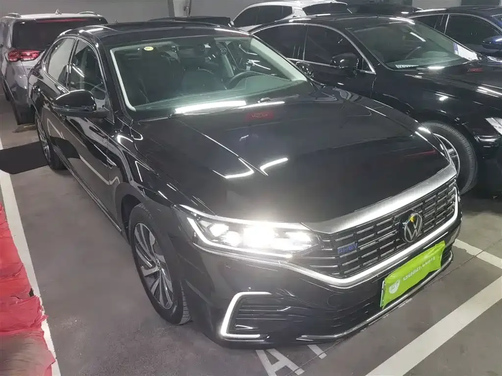 Volkswagen Passat New Energy — фото 4