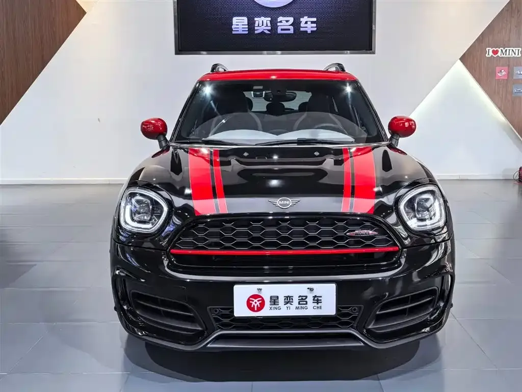 MINI Countryman JCW — фото 2