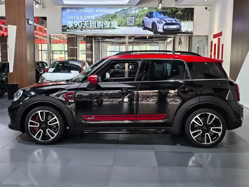 MINI Countryman JCW — фото 3